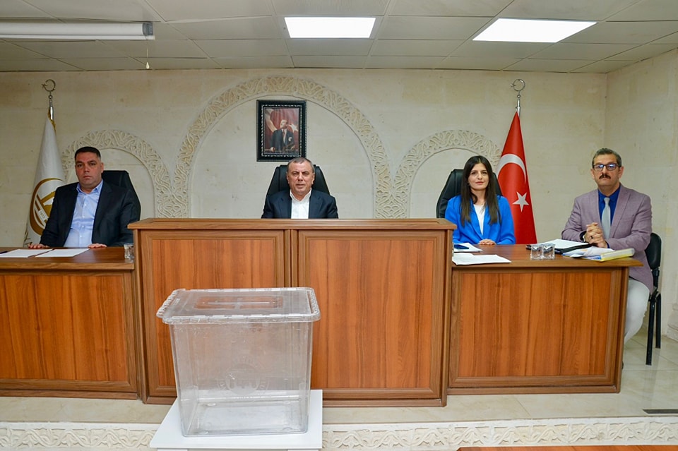 Midyat Belediyesi Meclisi'nin İlk Toplantısı Yapıldı