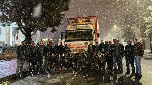 Deprem Bölgesine Midyat'tan Yardım ve Destekler Sürüyor 