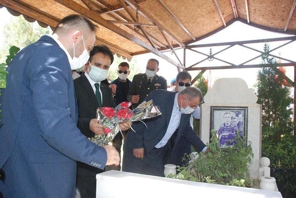 velid-bektaş-kabir